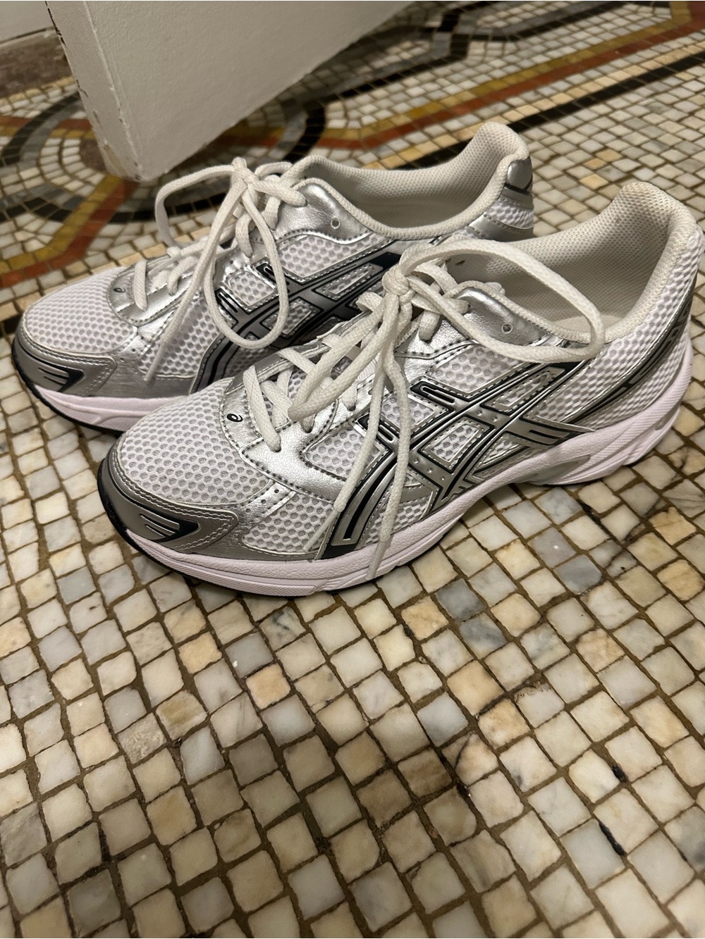 Gel 1130 'White Pure Silver Black' - Picture 1 of 9